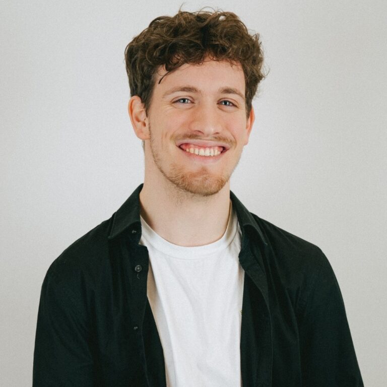 Albin, concepteur graphique pour Le Starter by La Mêlée